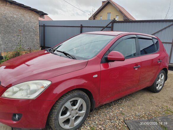 2008 Kia Ceed I, красный, 580000 рублей - вид 4