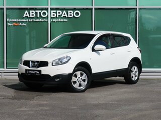 2013 Nissan Qashqai I Рестайлинг, белый, 839000 рублей, вид 1