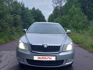 2010 Skoda Octavia II (A5) Рестайлинг, серебристый, 475000 рублей, вид 2