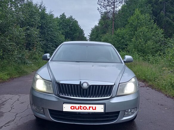 2010 Skoda Octavia II (A5) Рестайлинг, серебристый, 475000 рублей - вид 1