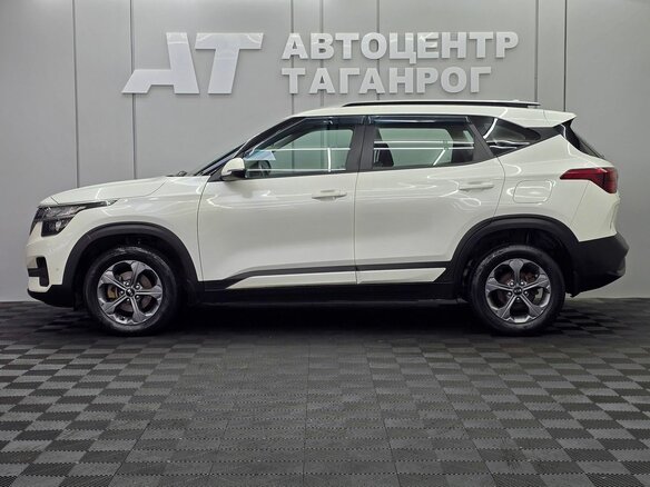 2020 Kia Seltos I, белый, 2149000 рублей - вид 2