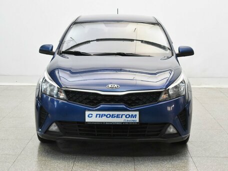 2021 Kia Rio IV Рестайлинг, синий, 1520000 рублей, вид 2