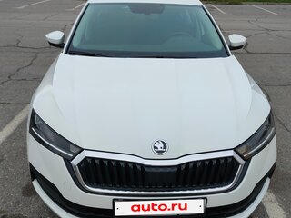 2022 Skoda Octavia IV (A8), белый, 1740000 рублей, вид 1