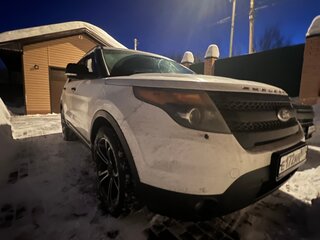2013 Ford Explorer Sport V, белый, 2050000 рублей, вид 2