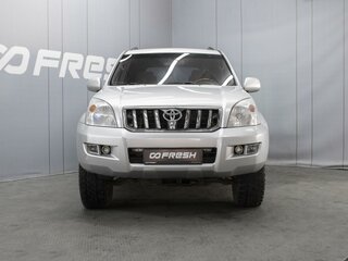 2007 Toyota Land Cruiser Prado 120 Series, серебристый, 1799000 рублей, вид 3