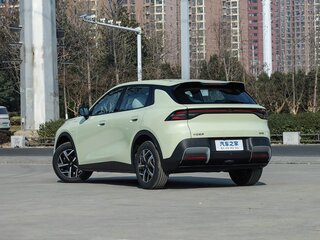 2026 Changan Qiyuan Q05 40.3 kWh II, зелёный, 1832095 рублей, вид 5
