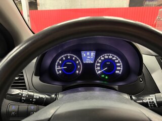 2011 Hyundai Solaris I, серый, 770000 рублей, вид 4