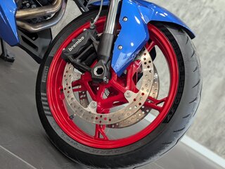 2025 BMW F 900 R, синий, 1180000 рублей, вид 2