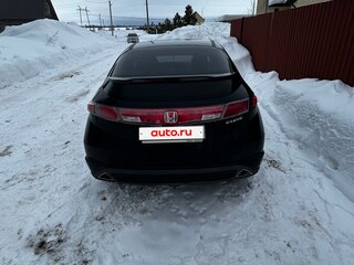2008 Honda Civic VIII Рестайлинг, чёрный, 700000 рублей, вид 4