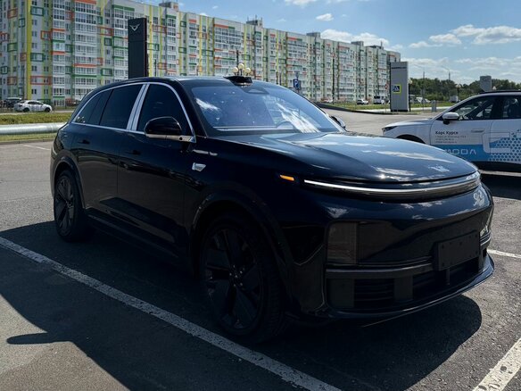 2025 Li Auto (Lixiang) L7 52.3 kWh I Рестайлинг, чёрный - вид 1