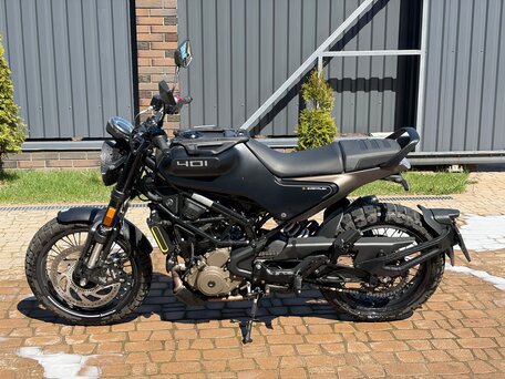 2023 Husqvarna Svartpilen 401, зелёный, 600000 рублей, вид 4