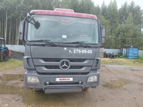 2011 Mercedes-Benz Actros, красный, 3670000 рублей, вид 2