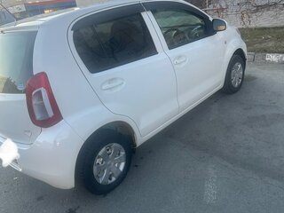 2015 Toyota Passo II (C30), белый, 570000 рублей, вид 4
