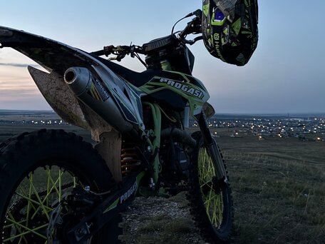 2025 Progasi Super Max 300, зелёный, 100000 рублей, вид 2