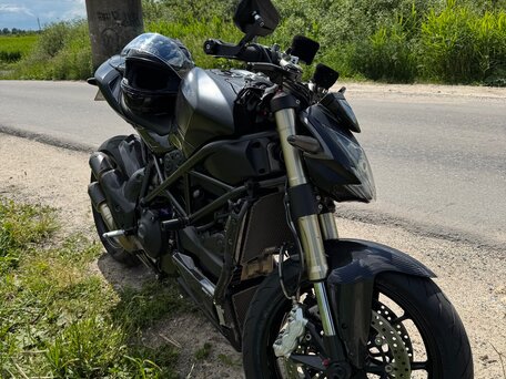 2012 Ducati Streetfighter, чёрный, 700000 рублей, вид 1