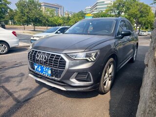 2021 Audi Q3 35 TFSI II (F3), серый, 2300000 рублей, вид 3