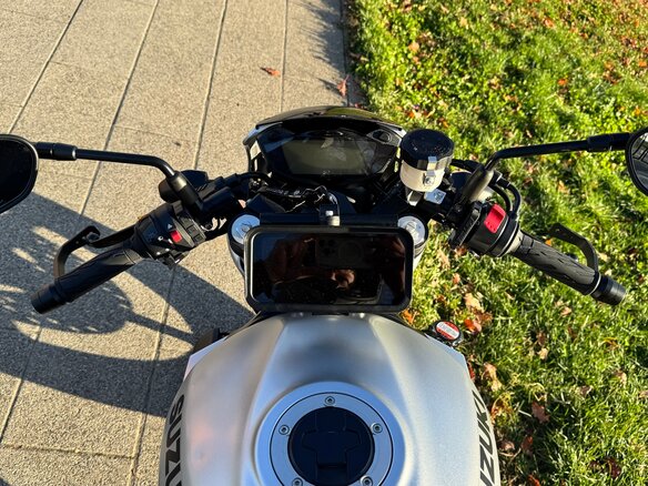 2024 Suzuki SV 650, серебристый, 699000 рублей - вид 12