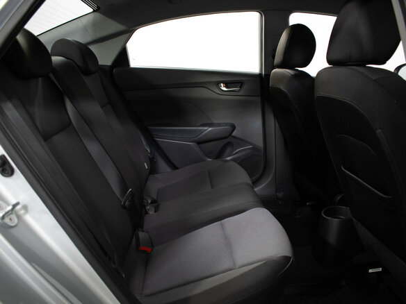 2018 Hyundai Solaris II, серебристый - вид 10