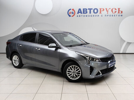 2020 Kia Rio IV Рестайлинг, серый, 1449000 рублей, вид 1