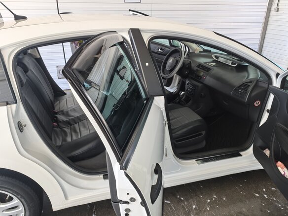 2009 Citroen C4 I Рестайлинг, белый, 550000 рублей - вид 7