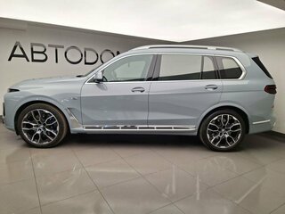 2026 BMW X7 40i I (G07) Рестайлинг, серый, 16799000 рублей, вид 2