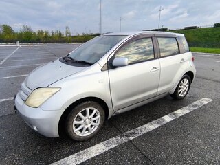 2003 Toyota Ist I, серый, 490000 рублей, вид 2
