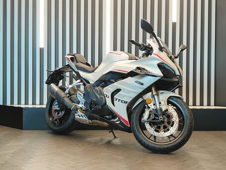 2026 QJMotor SRK 800 RR, белый, 859000 рублей, вид 1