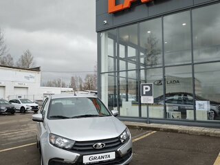 2026 Lada (ВАЗ) Granta I Рестайлинг, серебристый, 1172900 рублей, вид 5