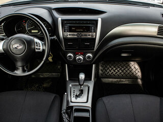 2011 Subaru Forester III Рестайлинг, серебристый, 1190000 рублей, вид 5