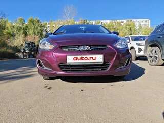 2013 Hyundai Solaris I, фиолетовый, 880000 рублей, вид 2