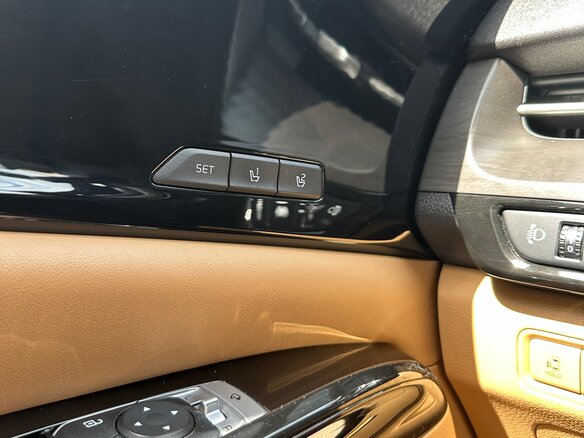 2020 Kia Carnival IV, чёрный, 3749000 рублей - вид 17