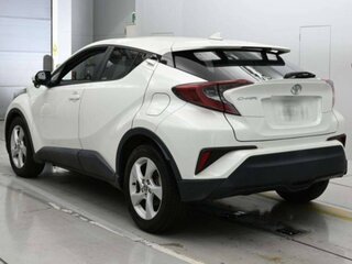 2018 Toyota C-HR I, белый, 1400000 рублей, вид 4