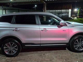2023 Geely Atlas Pro, серый, 2200000 рублей, вид 2