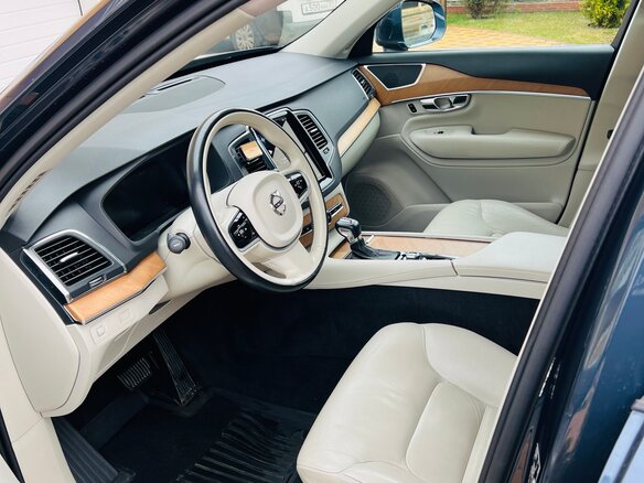2020 Volvo XC90 II Рестайлинг 1, синий, 4750000 рублей - вид 9