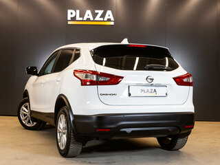 2018 Nissan Qashqai II, белый, 1399000 рублей, вид 4