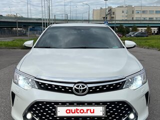 2015 Toyota Camry VII (XV50) Рестайлинг, белый, 1750000 рублей, вид 4