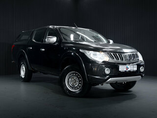 2015 Mitsubishi L200 V, чёрный, 1430000 рублей, вид 1