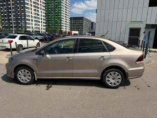 2018 Volkswagen Polo V Рестайлинг, бежевый, 1050000 рублей, вид 5