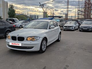 2011 BMW 1 серии 116i I (E81/E82/E87/E88) Рестайлинг, белый, 777000 рублей, вид 4