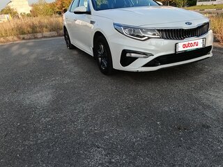2018 Kia Optima IV Рестайлинг, белый, 1600000 рублей, вид 1