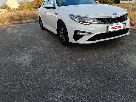 2018 Kia Optima IV Рестайлинг, белый, 1600000 рублей, вид 1