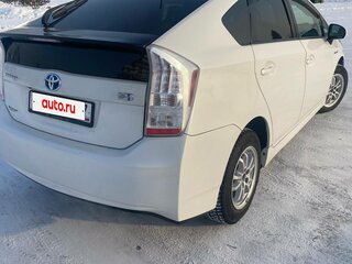 2009 Toyota Prius III (XW30), белый, 1190000 рублей, вид 5