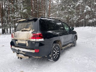 2018 Toyota Land Cruiser 200 Series Рестайлинг 2, чёрный, 6300000 рублей, вид 2