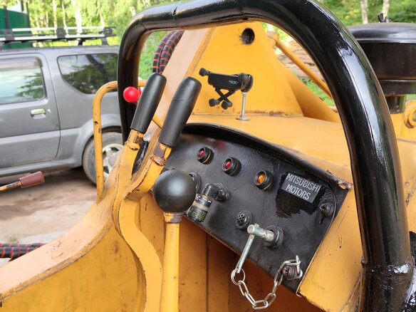 1999 Mitsubishi MX55, жёлтый, 2000000 рублей - вид 30