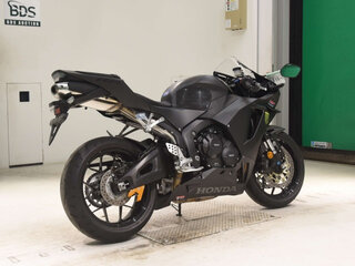 2025 Honda CBR 600RR, чёрный, 1250000 рублей, вид 4
