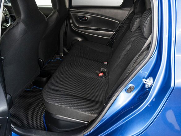 2017 Toyota Vitz III (XP130) Рестайлинг 2, синий, 1239000 рублей - вид 12