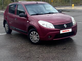 2010 Renault Sandero I, красный, 375000 рублей, вид 1