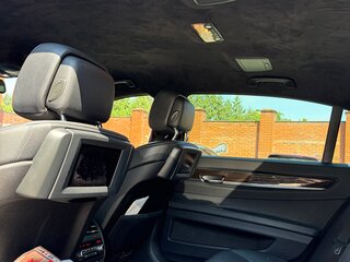 2010 BMW 7 серии Long 730Li V (F01/F02/F04), чёрный, 1600000 рублей, вид 5
