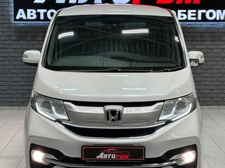 2017 Honda Stepwgn V, белый, 1897000 рублей, вид 3