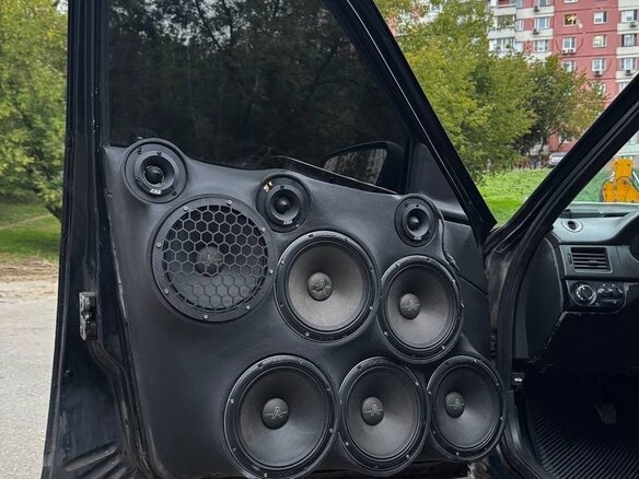 2008 Lada (ВАЗ) Priora I, чёрный, 280000 рублей - вид 24